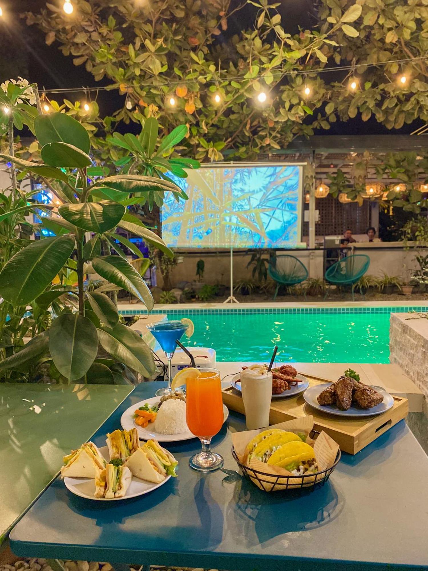 Urban Oasis Resort, Tarlac Ngoại thất bức ảnh