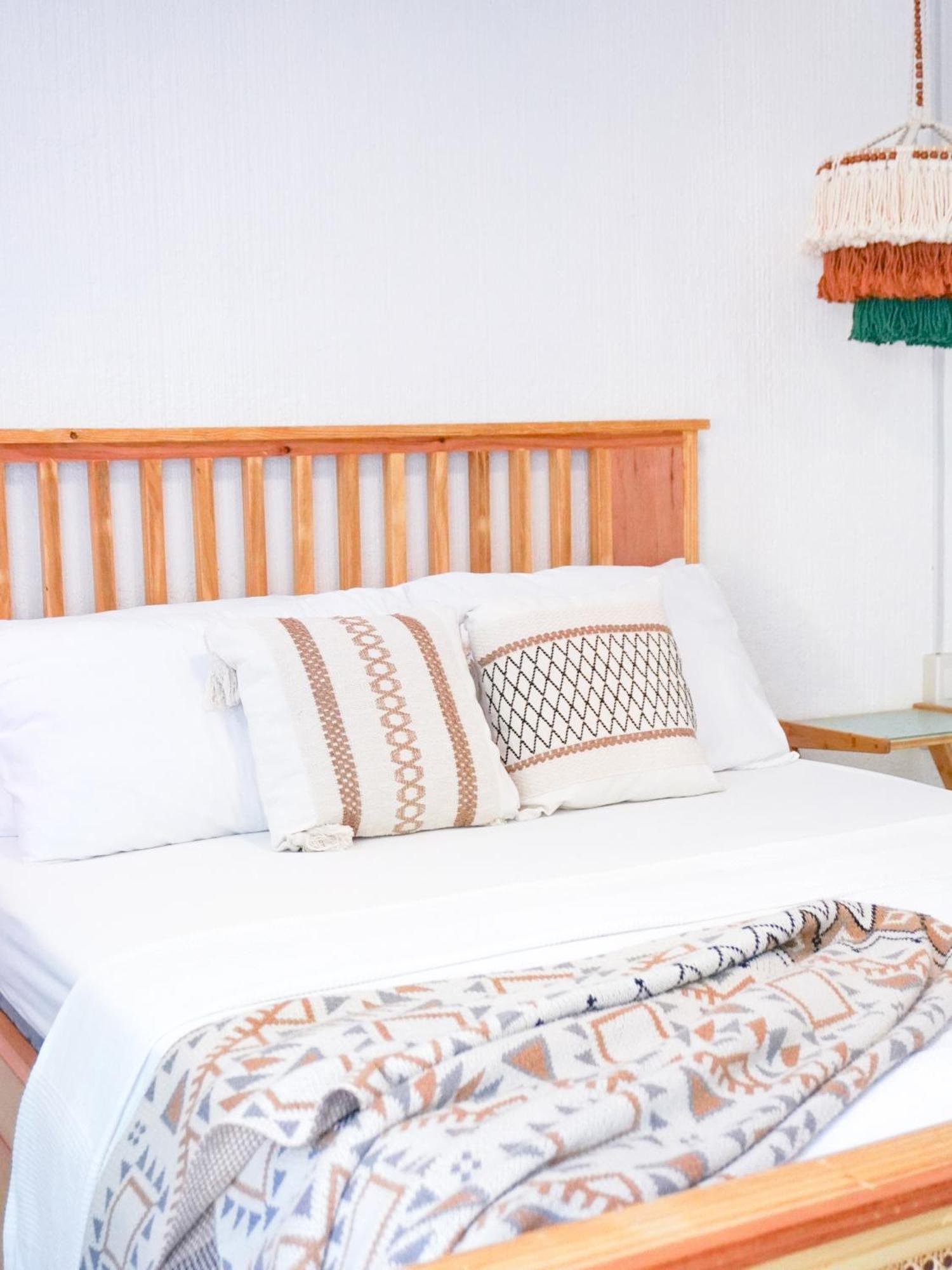 Urban Oasis Resort, Tarlac Ngoại thất bức ảnh