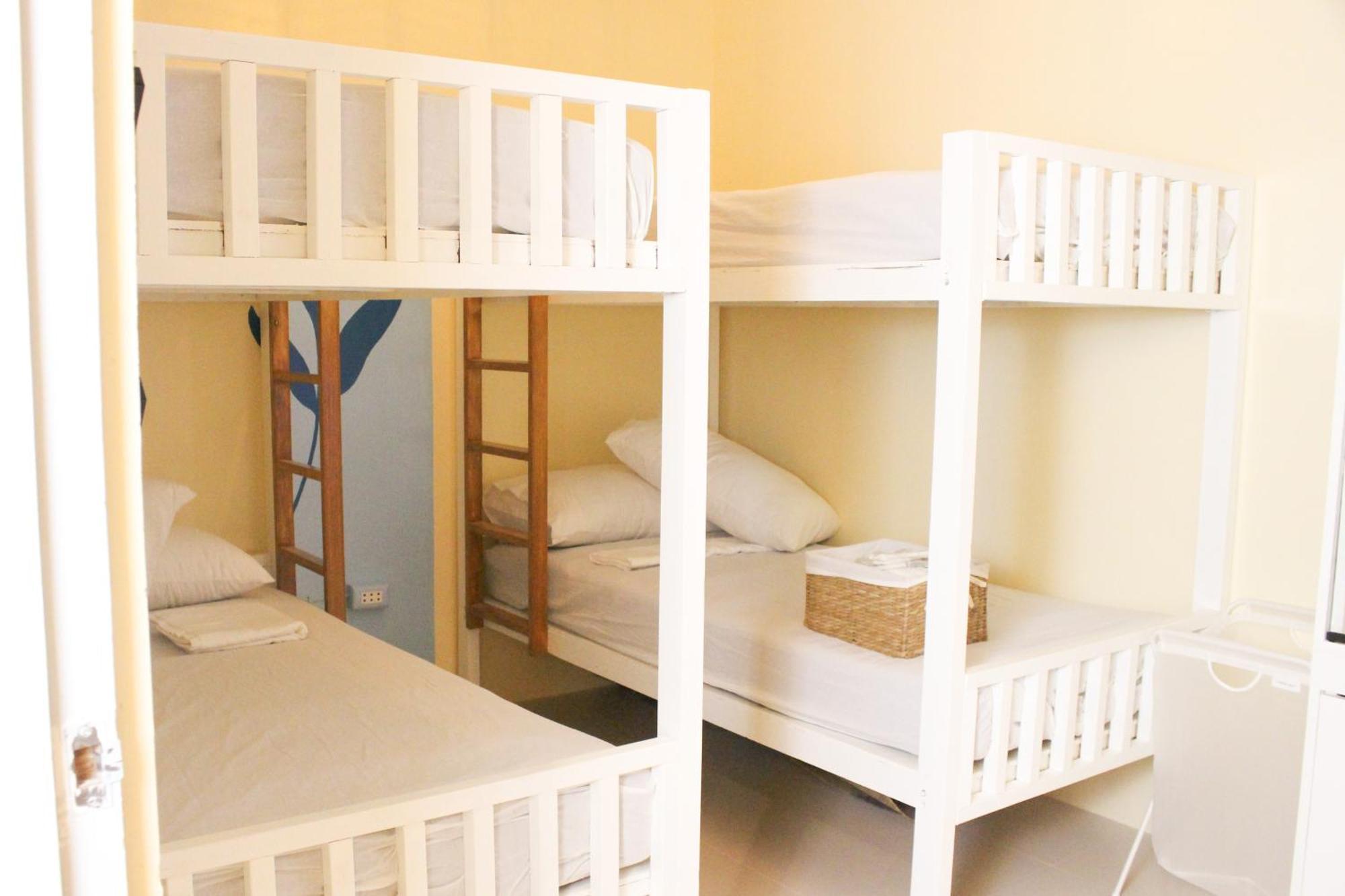 Urban Oasis Resort, Tarlac Ngoại thất bức ảnh