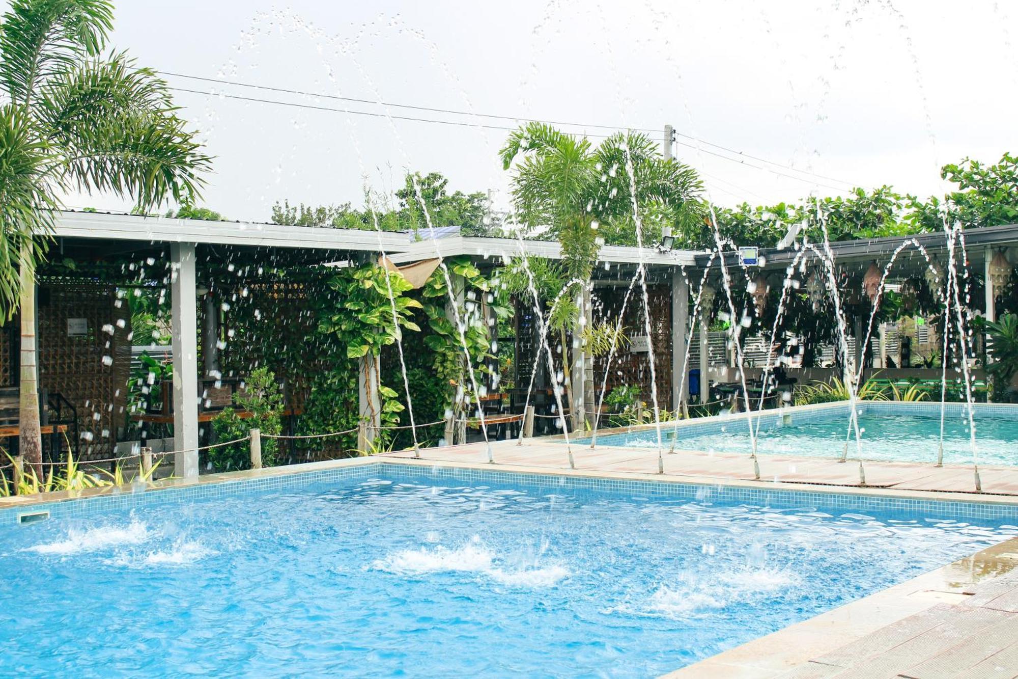 Urban Oasis Resort, Tarlac Ngoại thất bức ảnh