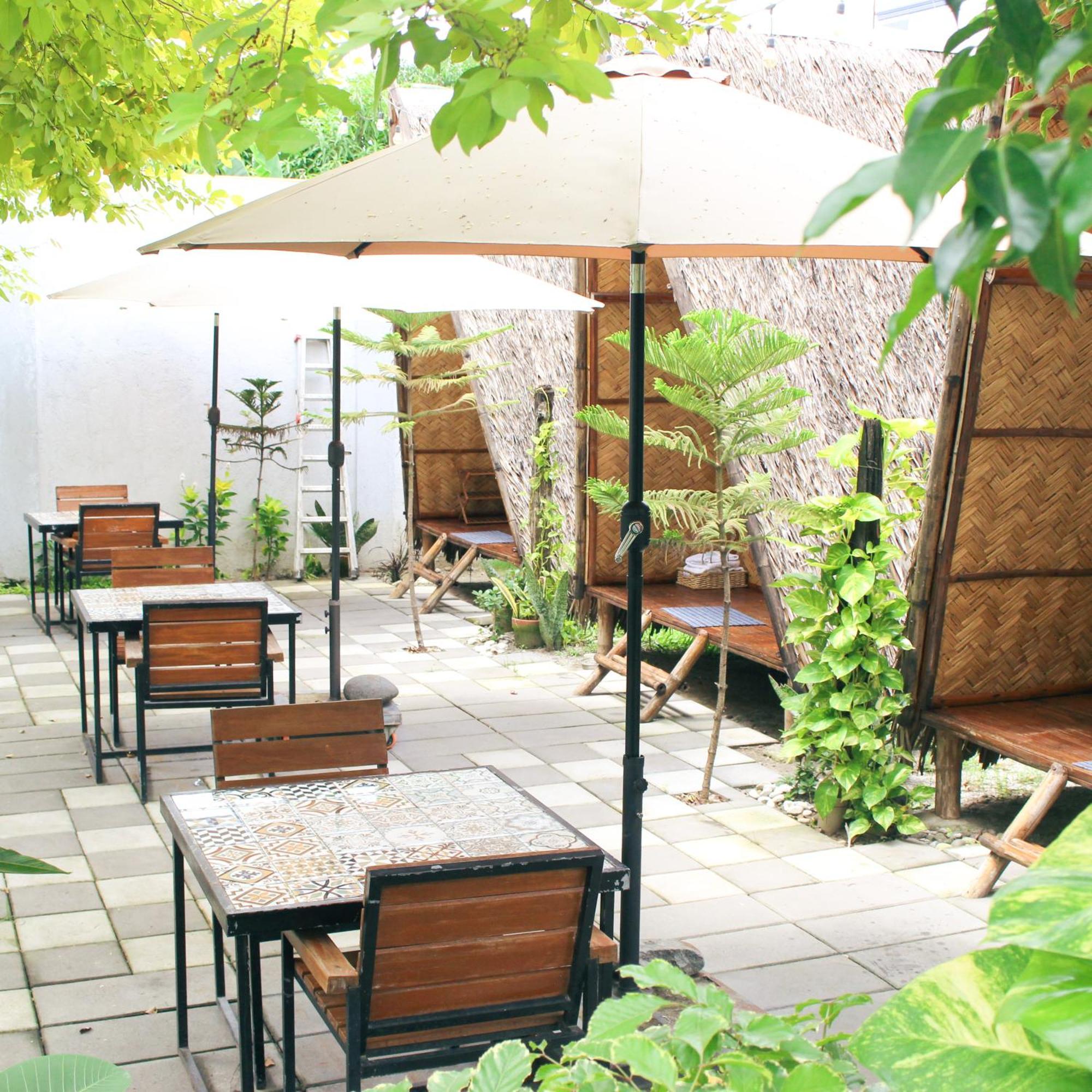 Urban Oasis Resort, Tarlac Ngoại thất bức ảnh